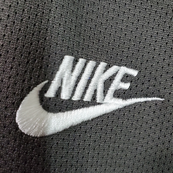 Nike Sportswear Track Jacket Mens L‎ Gray and Silver With Pockets Full Zip - Picture 4 of 15